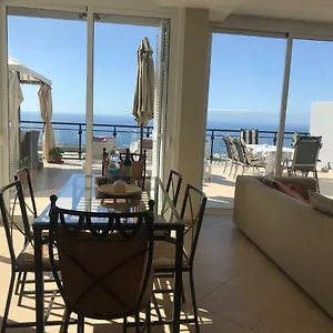 https://villa-flora-costa-adeje.tenerifehoteles.net